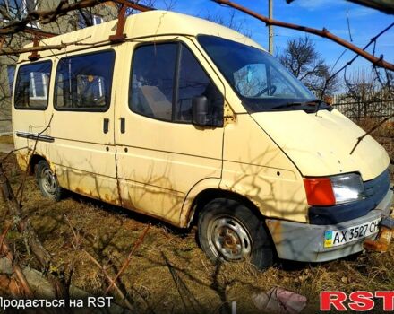Форд Транзит, объемом двигателя 20 л и пробегом 330 тыс. км за 800 $, фото 3 на Automoto.ua