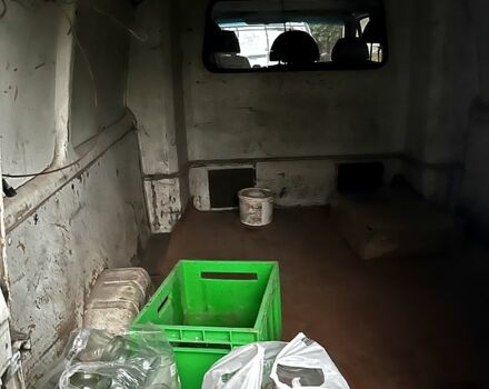 Форд Транзит, объемом двигателя 2.5 л и пробегом 444 тыс. км за 2000 $, фото 4 на Automoto.ua
