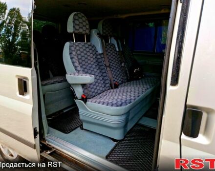 Форд Транзит, об'ємом двигуна 2.2 л та пробігом 248 тис. км за 13000 $, фото 7 на Automoto.ua