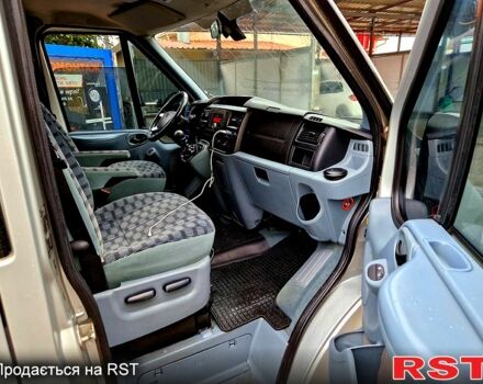 Форд Транзит, об'ємом двигуна 2.2 л та пробігом 248 тис. км за 13000 $, фото 9 на Automoto.ua