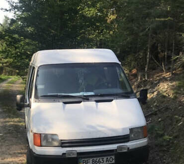 Форд Транзит, объемом двигателя 2.5 л и пробегом 200 тыс. км за 3000 $, фото 1 на Automoto.ua