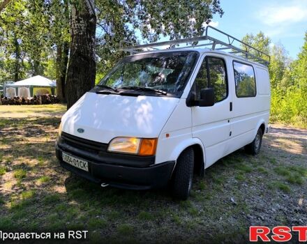 Форд Транзит, объемом двигателя 2.5 л и пробегом 300 тыс. км за 1999 $, фото 1 на Automoto.ua