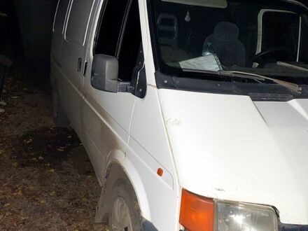 Форд Транзит, об'ємом двигуна 2.5 л та пробігом 358 тис. км за 2100 $, фото 1 на Automoto.ua