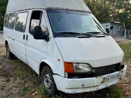 Форд Транзит 1998 у Южноукраинске на Automoto.ua Форд Транзит, об'ємом двигуна 2.5 л та пробігом 200 тис. км за 2000 $, фото 1 на Automoto.ua