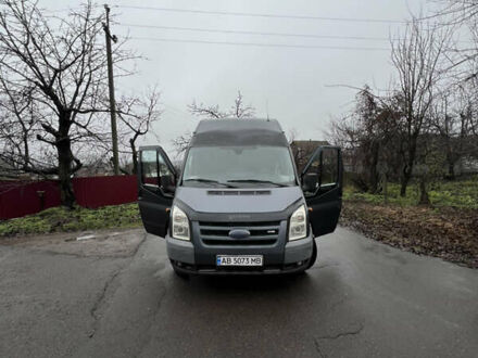 Форд Транзит, объемом двигателя 2.4 л и пробегом 385 тыс. км за 9000 $, фото 1 на Automoto.ua