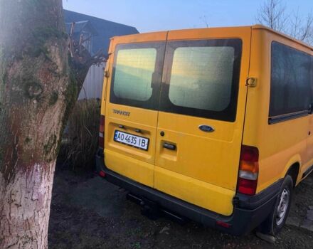 Желтый Форд Транзит, объемом двигателя 2 л и пробегом 300 тыс. км за 4300 $, фото 3 на Automoto.ua
