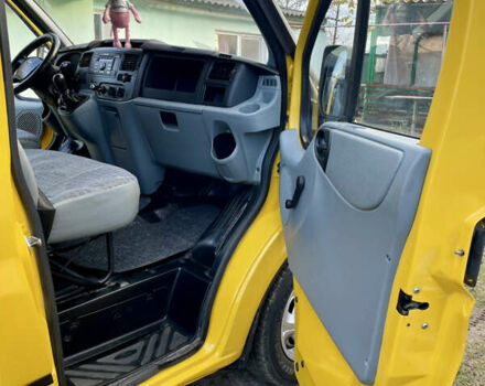 Желтый Форд Транзит, объемом двигателя 2.2 л и пробегом 430 тыс. км за 6850 $, фото 16 на Automoto.ua