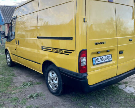 Желтый Форд Транзит, объемом двигателя 2.2 л и пробегом 430 тыс. км за 6850 $, фото 5 на Automoto.ua