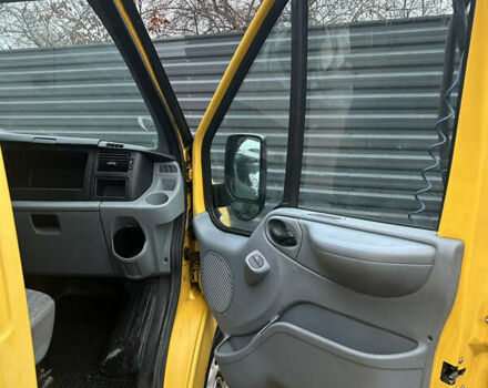 Жовтий Форд Транзит, об'ємом двигуна 2.2 л та пробігом 278 тис. км за 8200 $, фото 7 на Automoto.ua