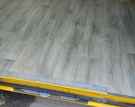 Желтый Форд Транзит, объемом двигателя 2.2 л и пробегом 320 тыс. км за 9000 $, фото 6 на Automoto.ua