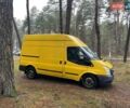 Желтый Форд Транзит, объемом двигателя 2.2 л и пробегом 317 тыс. км за 7500 $, фото 2 на Automoto.ua