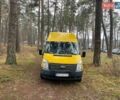 Желтый Форд Транзит, объемом двигателя 2.2 л и пробегом 317 тыс. км за 7500 $, фото 1 на Automoto.ua