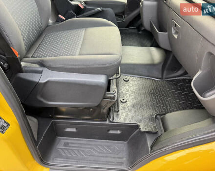 Жовтий Форд Транзит, об'ємом двигуна 2 л та пробігом 214 тис. км за 15300 $, фото 56 на Automoto.ua