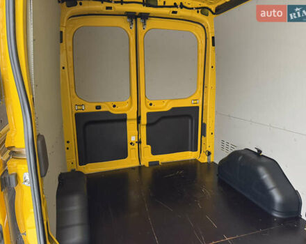 Жовтий Форд Транзит, об'ємом двигуна 2 л та пробігом 203 тис. км за 15300 $, фото 14 на Automoto.ua