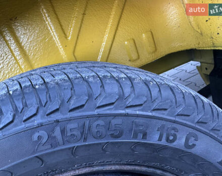 Жовтий Форд Транзит, об'ємом двигуна 2 л та пробігом 204 тис. км за 15150 $, фото 45 на Automoto.ua