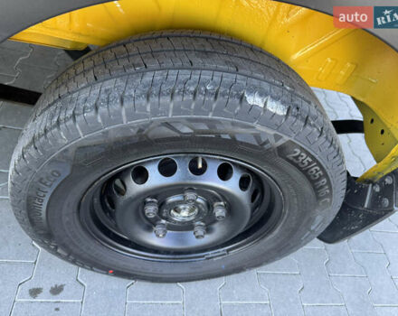 Жовтий Форд Транзит, об'ємом двигуна 2 л та пробігом 204 тис. км за 15150 $, фото 42 на Automoto.ua