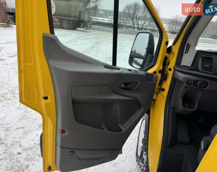 Жовтий Форд Транзит, об'ємом двигуна 2 л та пробігом 203 тис. км за 15300 $, фото 18 на Automoto.ua