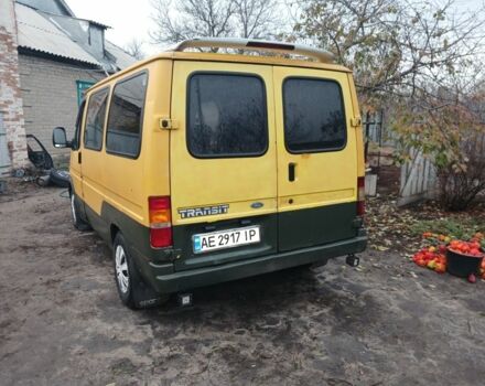Желтый Форд Транзит, объемом двигателя 2.5 л и пробегом 35 тыс. км за 2000 $, фото 2 на Automoto.ua