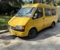 Желтый Форд Транзит, объемом двигателя 2.5 л и пробегом 350 тыс. км за 1950 $, фото 1 на Automoto.ua
