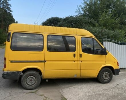 Желтый Форд Транзит, объемом двигателя 2.5 л и пробегом 293 тыс. км за 2900 $, фото 3 на Automoto.ua