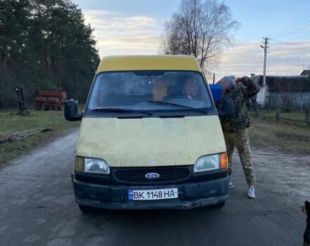 Желтый Форд Транзит, объемом двигателя 2.5 л и пробегом 150 тыс. км за 4500 $, фото 5 на Automoto.ua