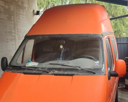 Желтый Форд Транзит, объемом двигателя 2.5 л и пробегом 10 тыс. км за 2100 $, фото 2 на Automoto.ua