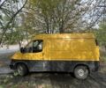 Желтый Форд Транзит, объемом двигателя 2.5 л и пробегом 212 тыс. км за 1200 $, фото 2 на Automoto.ua