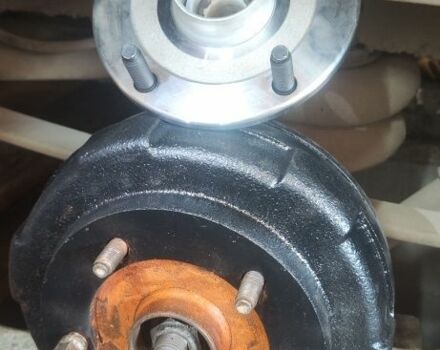 Желтый Форд Транзит, объемом двигателя 2 л и пробегом 350 тыс. км за 4500 $, фото 4 на Automoto.ua