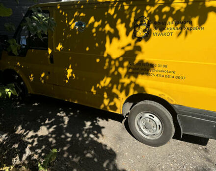 Желтый Форд Транзит, объемом двигателя 2 л и пробегом 240 тыс. км за 5500 $, фото 5 на Automoto.ua