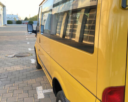 Жовтий Форд Транзит, об'ємом двигуна 2 л та пробігом 240 тис. км за 5999 $, фото 3 на Automoto.ua
