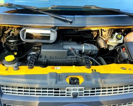 Жовтий Форд Транзит, об'ємом двигуна 2.2 л та пробігом 380 тис. км за 8500 $, фото 4 на Automoto.ua