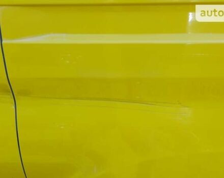 Желтый Форд Транзит, объемом двигателя 2.2 л и пробегом 260 тыс. км за 12000 $, фото 3 на Automoto.ua