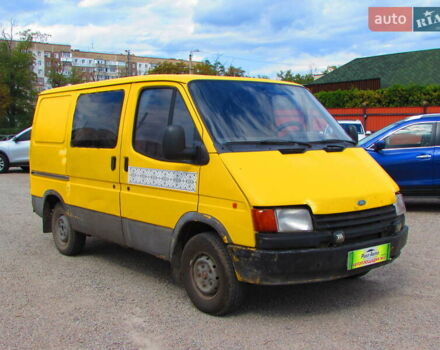 Жовтий Форд Транзит, об'ємом двигуна 2.5 л та пробігом 500 тис. км за 2300 $, фото 3 на Automoto.ua
