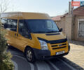 Желтый Форд Транзит, объемом двигателя 2.2 л и пробегом 427 тыс. км за 7000 $, фото 1 на Automoto.ua