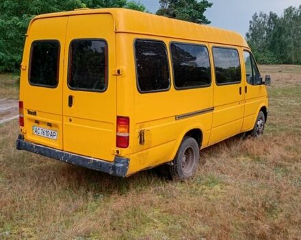 Желтый Форд Транзит, объемом двигателя 2 л и пробегом 350 тыс. км за 2200 $, фото 1 на Automoto.ua