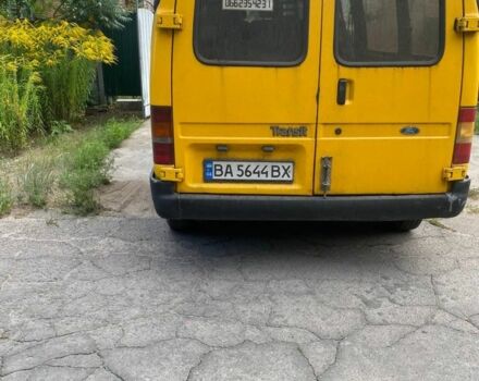 Желтый Форд Транзит, объемом двигателя 2.5 л и пробегом 293 тыс. км за 2900 $, фото 4 на Automoto.ua