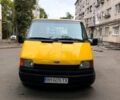 Желтый Форд Транзит, объемом двигателя 2 л и пробегом 200 тыс. км за 2399 $, фото 1 на Automoto.ua