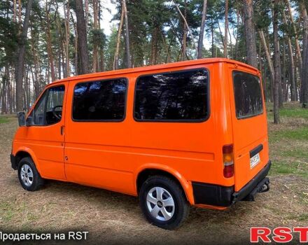 Желтый Форд Транзит, объемом двигателя 25 л и пробегом 325 тыс. км за 1950 $, фото 4 на Automoto.ua