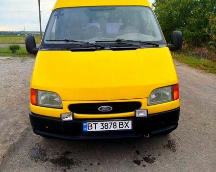 Желтый Форд Транзит, объемом двигателя 2.5 л и пробегом 100 тыс. км за 3530 $, фото 3 на Automoto.ua