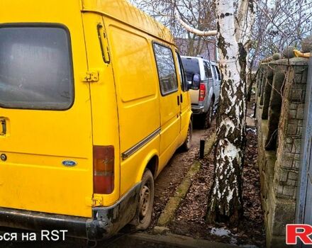 Желтый Форд Транзит, объемом двигателя 25 л и пробегом 220 тыс. км за 2800 $, фото 5 на Automoto.ua