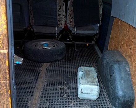 Жовтий Форд Транзит, об'ємом двигуна 2 л та пробігом 0 тис. км за 3850 $, фото 4 на Automoto.ua