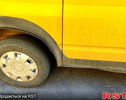 Желтый Форд Транзит, объемом двигателя 2 л и пробегом 300 тыс. км за 3500 $, фото 9 на Automoto.ua
