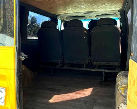 Желтый Форд Транзит, объемом двигателя 2 л и пробегом 200 тыс. км за 3900 $, фото 3 на Automoto.ua