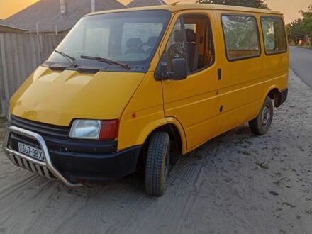 Форд Транзит 1990 в Харькове на Automoto.ua Желтый Форд Транзит, объемом двигателя 2 л и пробегом 400 тыс. км за 2500 $, фото 1 на Automoto.ua