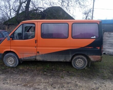 Желтый Форд Транзит, объемом двигателя 2.5 л и пробегом 500 тыс. км за 617 $, фото 1 на Automoto.ua