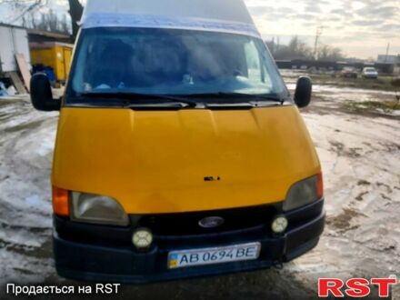 Жовтий Форд Транзит, об'ємом двигуна 2.5 л та пробігом 256 тис. км за 2100 $, фото 1 на Automoto.ua