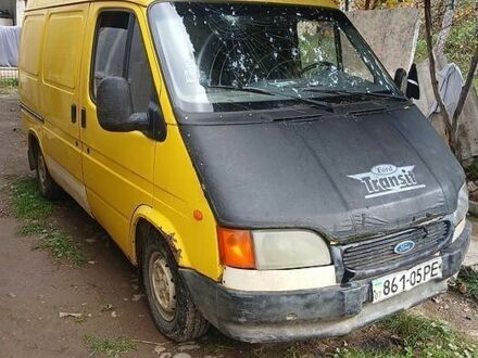 Желтый Форд Транзит, объемом двигателя 2.5 л и пробегом 400 тыс. км за 1002 $, фото 1 на Automoto.ua