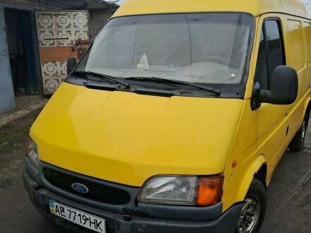 Желтый Форд Транзит, объемом двигателя 2.5 л и пробегом 528 тыс. км за 3557 $, фото 1 на Automoto.ua