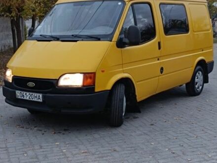 Форд Транзит 1995 у Запоріжжя на Automoto.ua Жовтий Форд Транзит, об'ємом двигуна 3 л та пробігом 300 тис. км за 2700 $, фото 1 на Automoto.ua