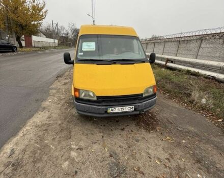 Желтый Форд Транзит, объемом двигателя 2.5 л и пробегом 100 тыс. км за 1800 $, фото 1 на Automoto.ua